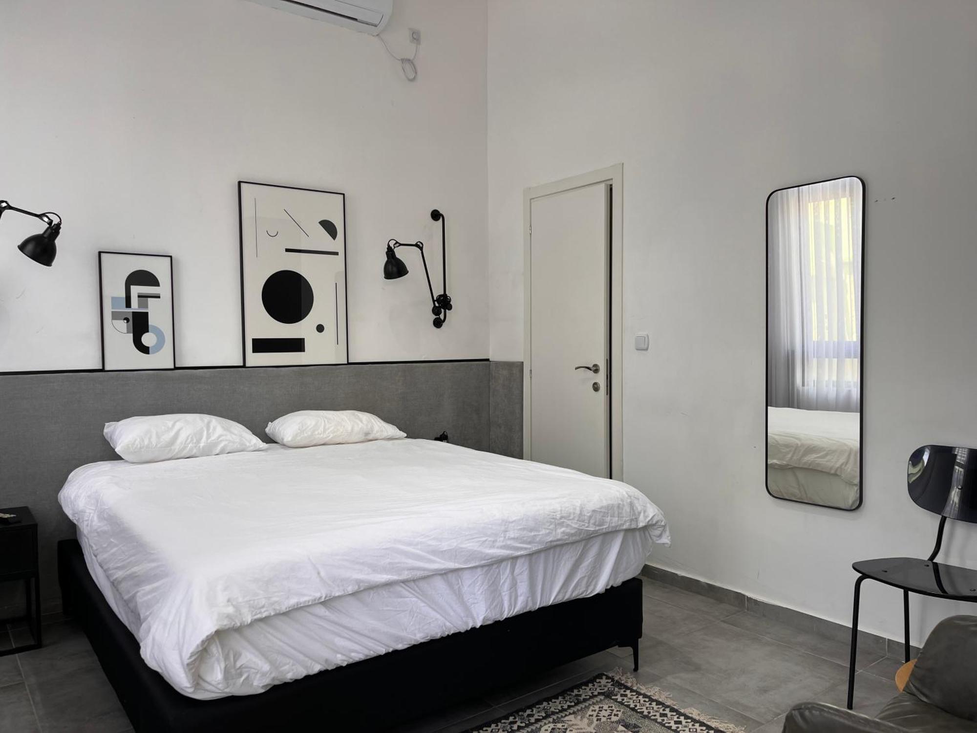 Bed and Breakfast Yona 8 Tel Awiw Pokój zdjęcie