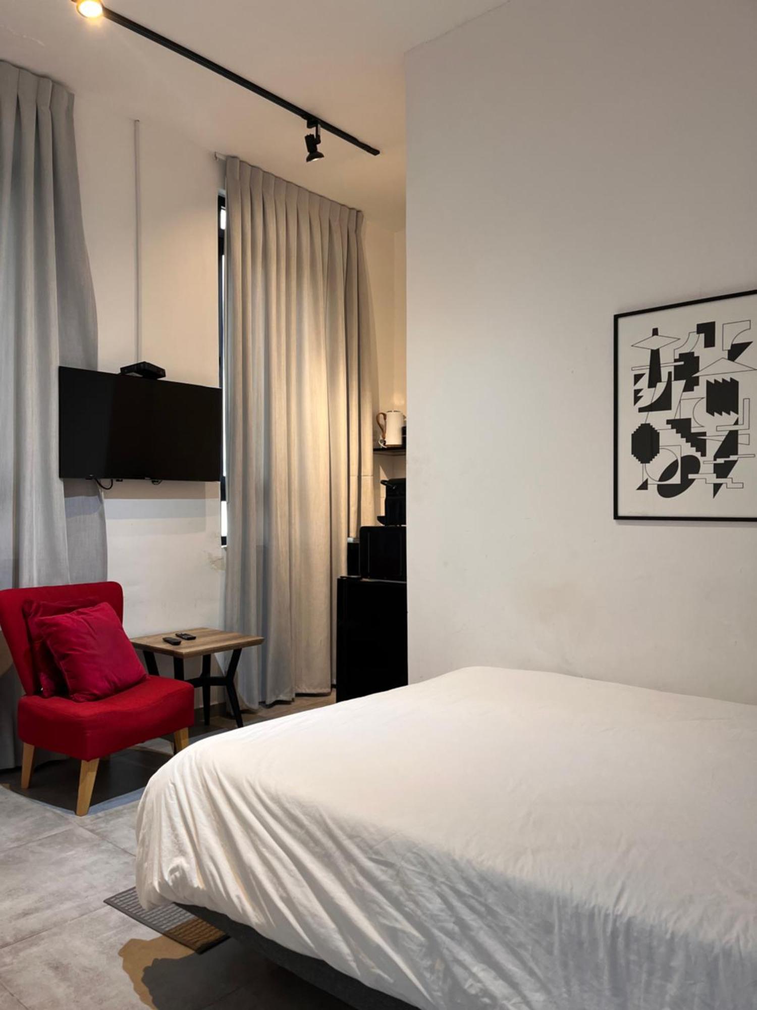 Bed and Breakfast Yona 8 Tel Awiw Pokój zdjęcie