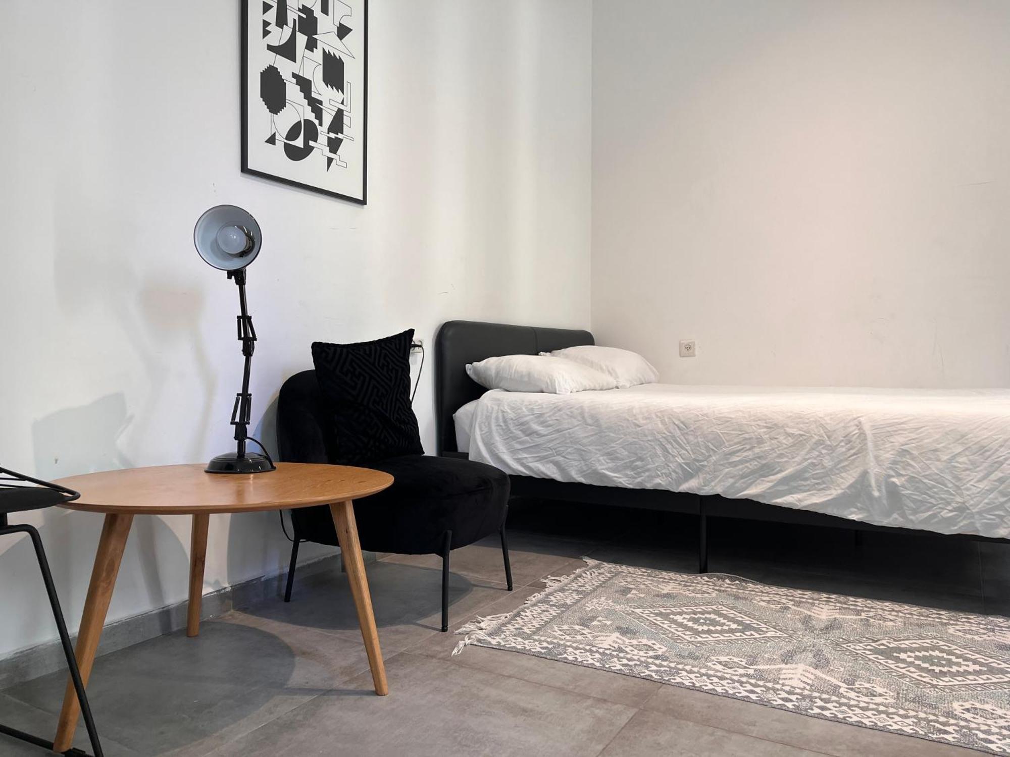 Bed and Breakfast Yona 8 Tel Awiw Pokój zdjęcie