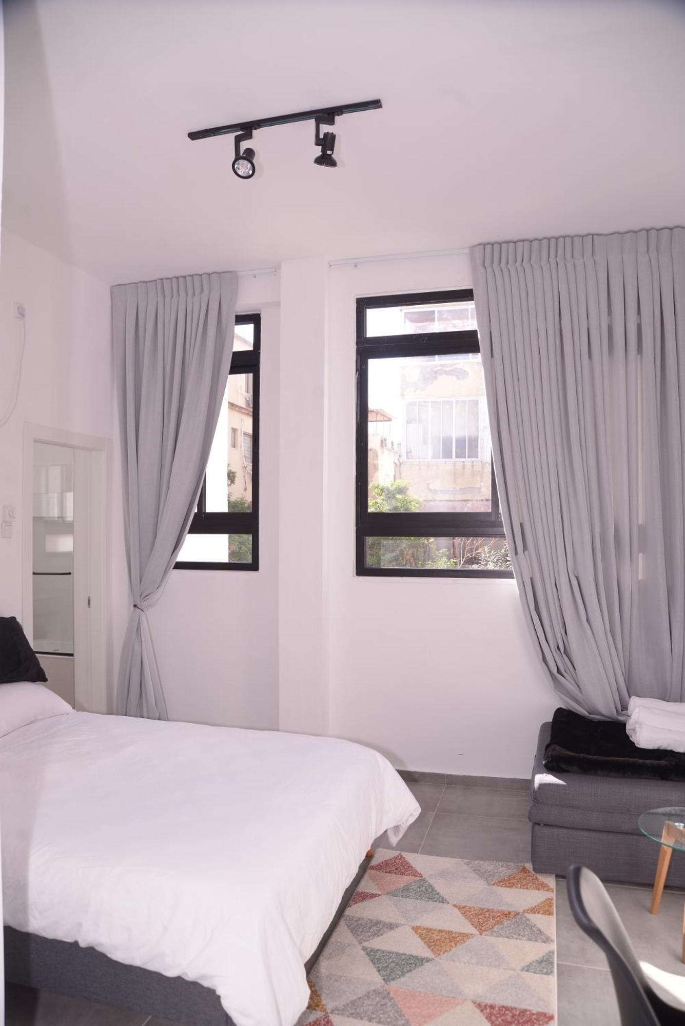 Bed and Breakfast Yona 8 Tel Awiw Pokój zdjęcie