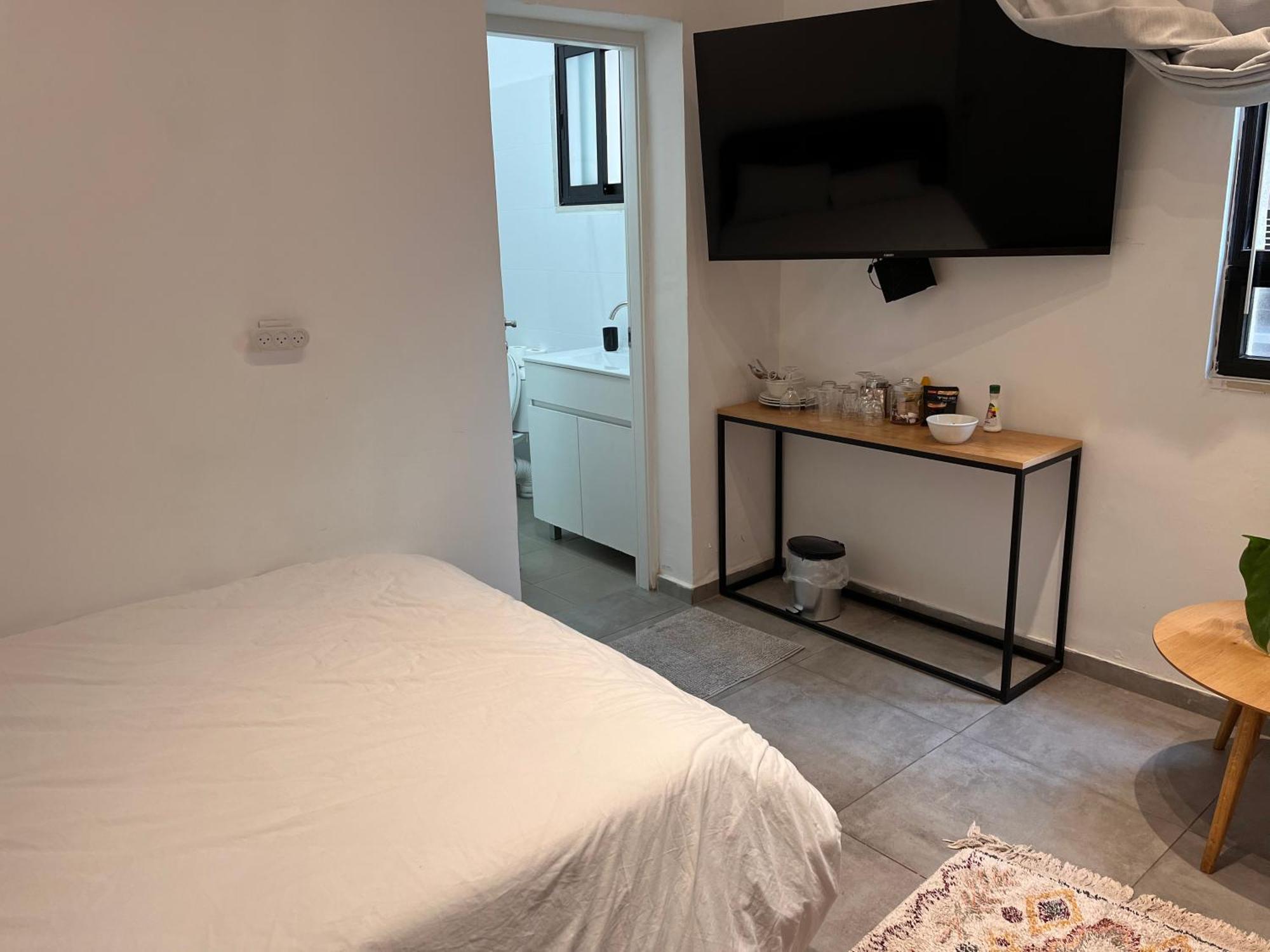 Bed and Breakfast Yona 8 Tel Awiw Pokój zdjęcie